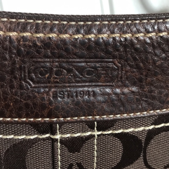 Coach brown cross body purse - Picture 4 of 8